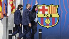 Лапорта към Куман: Не си любимият ми треньор!