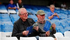 Бият фенове на Челси в Солун