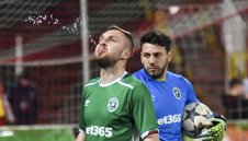 Козмин отсвири Козмин, но викна Кешеру