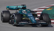 Фетел няма да кара и в Джеда, Льоклер пак пред Макс