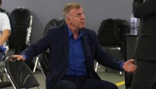 Левски преговаря с 15 фирми, но никой не иска да дава пари на "Герена"