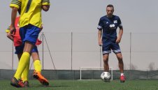 Бербатов от Дубай: Защо да не играя при вас?