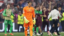 Зомер го отнася за загубата от Юве