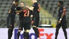 Манчестър Юнайтед мина през Австрия като на парад