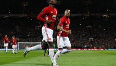 Две дузпи помогнаха на безидейния Юнайтед да пребие турци + ВИДЕО