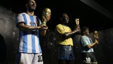 Меси или Пеле? Роналдиньо посочи най-великия