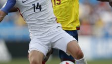 ЦСКА и Лудогорец се хванаха за гушите!