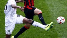 Голмайсторът на Бундеслигата аут до края на сезона