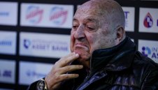 Венци Стефанов с куп бисери за трансфера на Светослав Вуцов