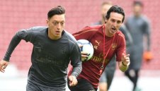 Eмери: Разбирам се добре с Йозил