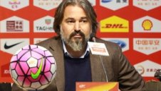 Левски отново иска Ясен Петров