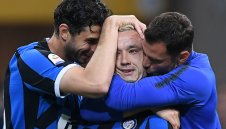 Ненужният в Интер Наинголан иска отново да облече екипа на Каляри