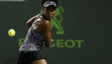 Винъс е на 1/2-финал след успех над световната №1