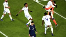 Меси не помага на ПСЖ! Гледа в земята и се разхожда