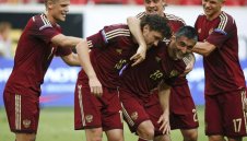 Русия би 2:0 Мароко