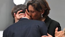 Макрон: Французите се гордеят с церемонията по откриването