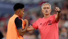 Сензационен ход! Юнайтед отнема властта на Моуриньо и слага спортен директор