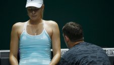 Квитова изхвърли Шарапова и ще играе финал