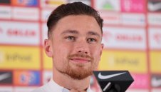 Ас на Полша мечтае за фланелката на Меси