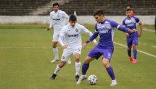 Левски преговаря с двама нападатели