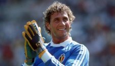 Легенда на Байерн: Барса е нищо без Меси