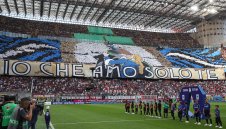 Властите в Италия разследват Интер и Юве