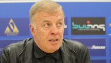 Сираков: Световни шампиони си удряха г**а в тавана при равен в София