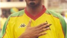 Куфур дразни италианците с SMS-и