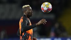 Наполи набеляза двама от Арсенал за размяна срещу Осимен