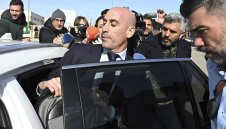 Огромно унижение за бившия шеф на футбола в Испания 