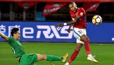 Каранга наказа един от фаворитите за титлата в Китай