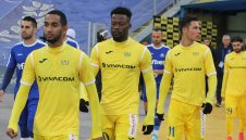 ОФИЦИАЛНО: Жуниор Мапуку подписа със Славия 