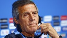 Табарес: Има явна омраза срещу Суарес