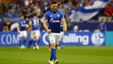 Арсенал с първи летен трансфер, уреди Колашинац от Шалке