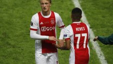 Долберг не иска в Юнайтед, остава в Аякс