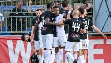 Димитър Илиев изпорти дузпа, но след това нокаутира Хебър