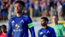 Напуска ли Левски? Ясно е каква става с Цунами