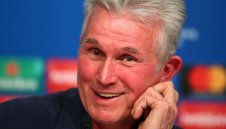 Хайнкес за играчите си: Горките момчета, слушат моята музика