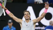 Надал загуби едва три гейма на старта в Мелбърн