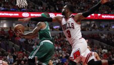 Бостън не вдига бялото знаме