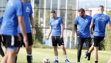 Ултиматум с драстично орязани заплати в Левски