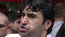 Цимбика отново полудя: На "Армията" се внасят кокаин, амфети, трева, вибратори и лубриканти