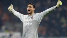 Милан обеща нов договор на Донарума