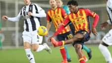 Юнайтед се насочва към датчанин от слабак в Серия А