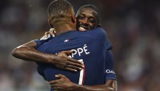 Дембеле с мощен залп срещу Барселона