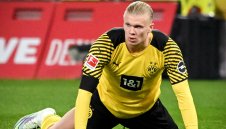 Халанд в Барса? Лапорта охлади каталунците