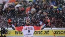 Какво спускане! Марко Одермат мина през Ада и се изравни с легендата Тед Лигети