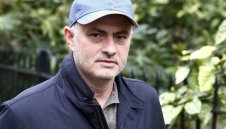 И Жозе поема към Китай?