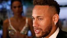 Неймар отсече: Оставам в ПСЖ