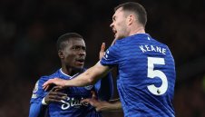 След невиждания червен картон: Стана ясно ще по пожалят ли Гей